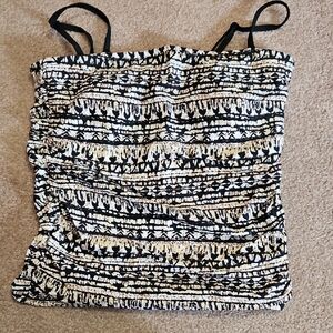 VENUS Black and White Patterned Swim Top